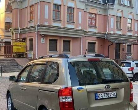 Бежевый Киа Карнивал, объемом двигателя 2.9 л и пробегом 90 тыс. км за 9100 $, фото 5 на Automoto.ua