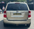 Киа Карнивал 2008 в Черновцах на Automoto.ua Бежевый Киа Карнивал, объемом двигателя 2.9 л и пробегом 308 тыс. км за 7500 $, фото 4 на Automoto.ua