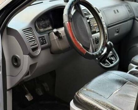 Черный Киа Карнивал, объемом двигателя 2.9 л и пробегом 270 тыс. км за 3000 $, фото 3 на Automoto.ua