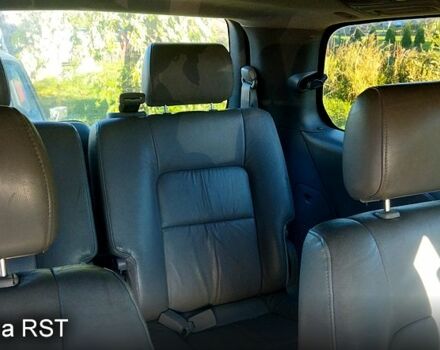 Чорний Кіа Карнівал, об'ємом двигуна 2.9 л та пробігом 0 тис. км за 3500 $, фото 6 на Automoto.ua