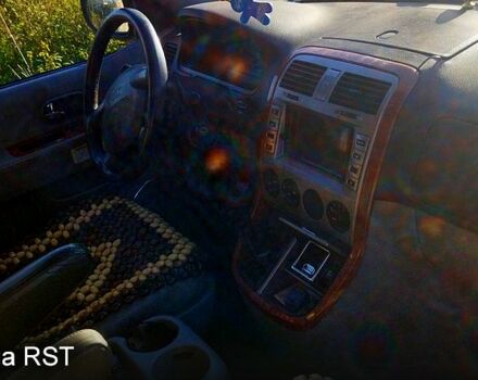 Чорний Кіа Карнівал, об'ємом двигуна 2.9 л та пробігом 0 тис. км за 3500 $, фото 4 на Automoto.ua