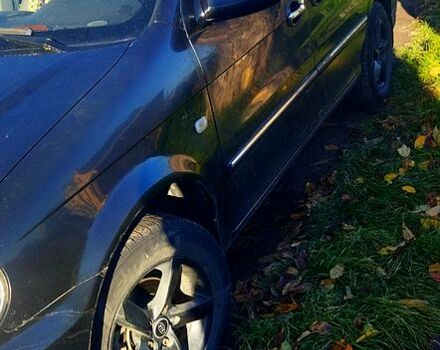 Чорний Кіа Карнівал, об'ємом двигуна 2.9 л та пробігом 0 тис. км за 3500 $, фото 2 на Automoto.ua