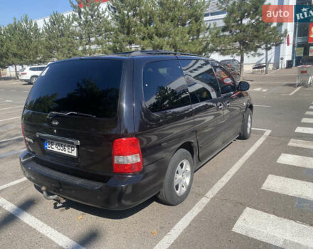 Черный Киа Карнивал, объемом двигателя 2.9 л и пробегом 536 тыс. км за 3500 $, фото 1 на Automoto.ua