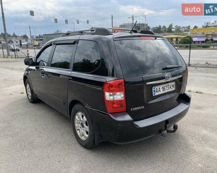 Черный Киа Карнивал, объемом двигателя 2.9 л и пробегом 235 тыс. км за 6200 $, фото 7 на Automoto.ua