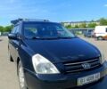 Черный Киа Карнивал, объемом двигателя 2.9 л и пробегом 284 тыс. км за 6200 $, фото 1 на Automoto.ua