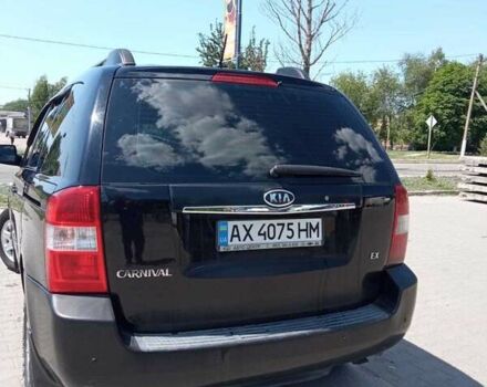 Черный Киа Карнивал, объемом двигателя 2.9 л и пробегом 253 тыс. км за 6000 $, фото 4 на Automoto.ua