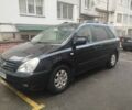 Чорний Кіа Карнівал, об'ємом двигуна 2.9 л та пробігом 260 тис. км за 6800 $, фото 2 на Automoto.ua