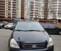 Черный Киа Карнивал, объемом двигателя 2.66 л и пробегом 350 тыс. км за 5900 $, фото 1 на Automoto.ua