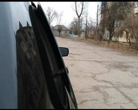 Черный Киа Карнивал, объемом двигателя 2.66 л и пробегом 310 тыс. км за 5800 $, фото 20 на Automoto.ua