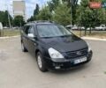 Черный Киа Карнивал, объемом двигателя 2.9 л и пробегом 235 тыс. км за 6200 $, фото 1 на Automoto.ua
