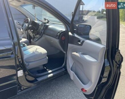 Черный Киа Карнивал, объемом двигателя 2.9 л и пробегом 223 тыс. км за 6300 $, фото 28 на Automoto.ua