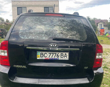 Чорний Кіа Карнівал, об'ємом двигуна 2.9 л та пробігом 152 тис. км за 8500 $, фото 5 на Automoto.ua