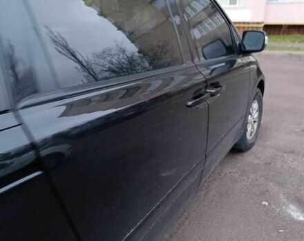 Черный Киа Карнивал, объемом двигателя 2.9 л и пробегом 174 тыс. км за 8774 $, фото 6 на Automoto.ua