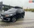 Киа Карнивал 2014 в Киеве на Automoto.ua Черный Киа Карнивал, объемом двигателя 2.2 л и пробегом 290 тыс. км за 18500 $, фото 18 на Automoto.ua