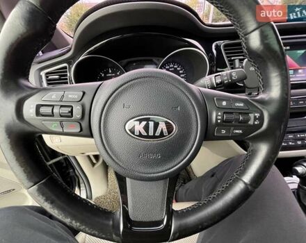 Черный Киа Карнивал, объемом двигателя 2.2 л и пробегом 215 тыс. км за 21700 $, фото 38 на Automoto.ua