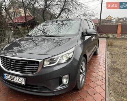 Черный Киа Карнивал, объемом двигателя 2.2 л и пробегом 127 тыс. км за 17999 $, фото 59 на Automoto.ua