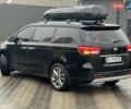 Киа Карнивал 2014 в Киеве на Automoto.ua Черный Киа Карнивал, объемом двигателя 2.2 л и пробегом 290 тыс. км за 18500 $, фото 10 на Automoto.ua