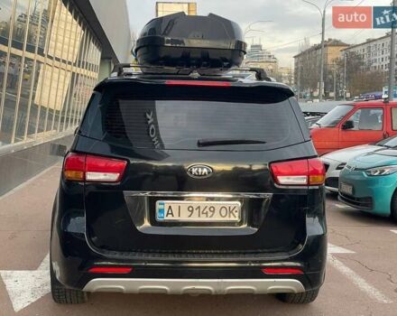 Черный Киа Карнивал, объемом двигателя 2.2 л и пробегом 295 тыс. км за 15900 $, фото 5 на Automoto.ua