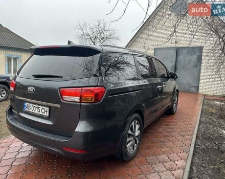 Черный Киа Карнивал, объемом двигателя 2.2 л и пробегом 127 тыс. км за 17999 $, фото 6 на Automoto.ua