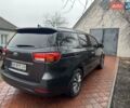 Черный Киа Карнивал, объемом двигателя 2.2 л и пробегом 127 тыс. км за 17999 $, фото 6 на Automoto.ua