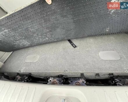 Черный Киа Карнивал, объемом двигателя 2.2 л и пробегом 215 тыс. км за 21700 $, фото 45 на Automoto.ua