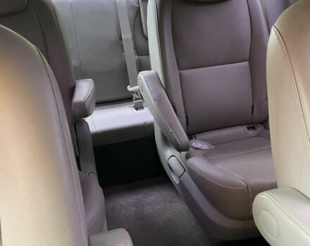 Черный Киа Карнивал, объемом двигателя 2.2 л и пробегом 220 тыс. км за 14100 $, фото 13 на Automoto.ua