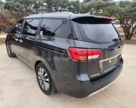 Чорний Кіа Карнівал, об'ємом двигуна 2.2 л та пробігом 149 тис. км за 10300 $, фото 3 на Automoto.ua