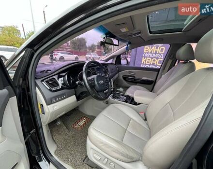 Черный Киа Карнивал, объемом двигателя 2.2 л и пробегом 215 тыс. км за 22900 $, фото 52 на Automoto.ua