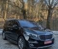 Черный Киа Карнивал, объемом двигателя 2.2 л и пробегом 175 тыс. км за 17800 $, фото 1 на Automoto.ua