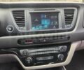 Черный Киа Карнивал, объемом двигателя 2.2 л и пробегом 149 тыс. км за 10300 $, фото 11 на Automoto.ua