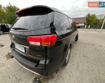 Черный Киа Карнивал, объемом двигателя 2.2 л и пробегом 215 тыс. км за 22900 $, фото 6 на Automoto.ua