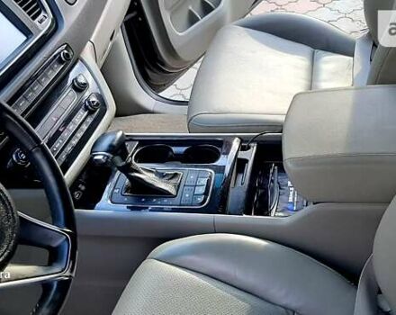 Черный Киа Карнивал, объемом двигателя 2.2 л и пробегом 250 тыс. км за 23550 $, фото 54 на Automoto.ua