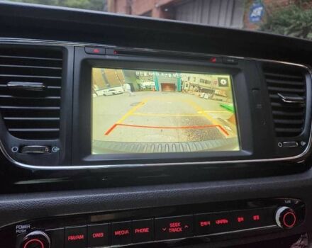 Черный Киа Карнивал, объемом двигателя 2.2 л и пробегом 47 тыс. км за 6497 $, фото 7 на Automoto.ua