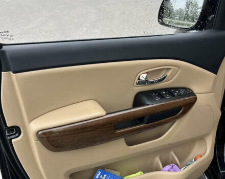 Чорний Кіа Карнівал, об'ємом двигуна 2.2 л та пробігом 130 тис. км за 23250 $, фото 13 на Automoto.ua