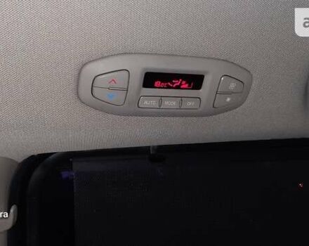 Черный Киа Карнивал, объемом двигателя 2.2 л и пробегом 250 тыс. км за 23550 $, фото 68 на Automoto.ua