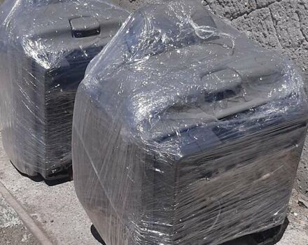 Черный Киа Карнивал, объемом двигателя 2.2 л и пробегом 250 тыс. км за 23550 $, фото 51 на Automoto.ua