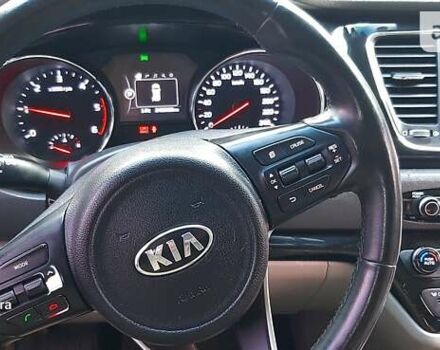 Черный Киа Карнивал, объемом двигателя 2.2 л и пробегом 250 тыс. км за 23550 $, фото 62 на Automoto.ua