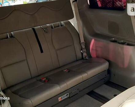 Черный Киа Карнивал, объемом двигателя 2.2 л и пробегом 250 тыс. км за 23550 $, фото 38 на Automoto.ua