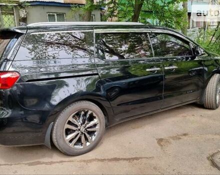 Черный Киа Карнивал, объемом двигателя 2.2 л и пробегом 250 тыс. км за 23550 $, фото 11 на Automoto.ua