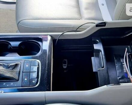 Черный Киа Карнивал, объемом двигателя 2.2 л и пробегом 250 тыс. км за 23550 $, фото 57 на Automoto.ua