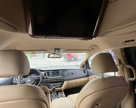 Чорний Кіа Карнівал, об'ємом двигуна 2.2 л та пробігом 130 тис. км за 23250 $, фото 15 на Automoto.ua