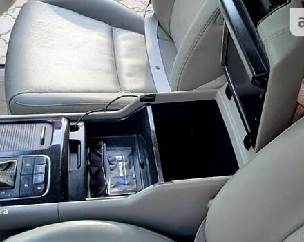 Черный Киа Карнивал, объемом двигателя 2.2 л и пробегом 250 тыс. км за 23550 $, фото 56 на Automoto.ua