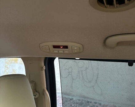 Чорний Кіа Карнівал, об'ємом двигуна 2.2 л та пробігом 168 тис. км за 23000 $, фото 22 на Automoto.ua