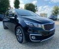 Черный Киа Карнивал, объемом двигателя 2.2 л и пробегом 121 тыс. км за 12500 $, фото 4 на Automoto.ua