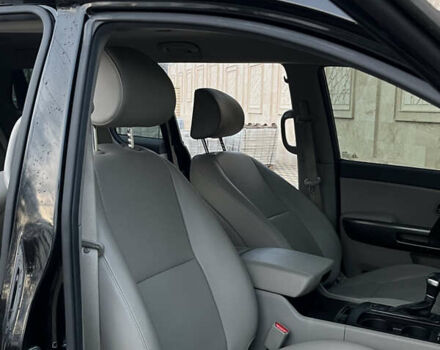 Черный Киа Карнивал, объемом двигателя 2.2 л и пробегом 149 тыс. км за 23500 $, фото 16 на Automoto.ua