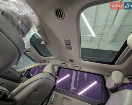 Черный Киа Карнивал, объемом двигателя 2.2 л и пробегом 299 тыс. км за 16500 $, фото 16 на Automoto.ua