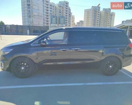 Черный Киа Карнивал, объемом двигателя 2.2 л и пробегом 212 тыс. км за 21500 $, фото 7 на Automoto.ua
