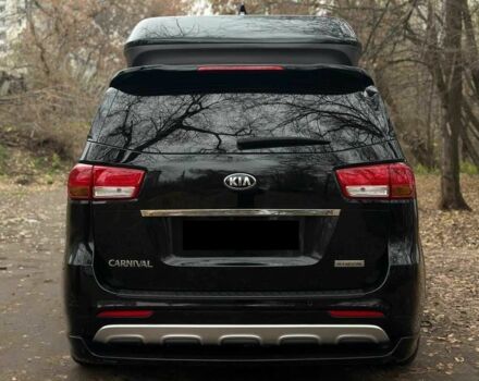 Черный Киа Карнивал, объемом двигателя 2.2 л и пробегом 162 тыс. км за 24700 $, фото 5 на Automoto.ua