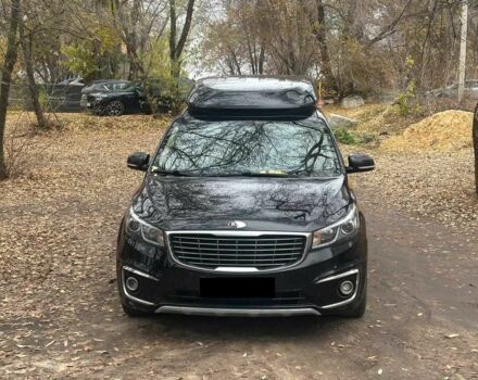 Черный Киа Карнивал, объемом двигателя 2.2 л и пробегом 162 тыс. км за 24700 $, фото 1 на Automoto.ua