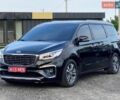 Черный Киа Карнивал, объемом двигателя 2.2 л и пробегом 182 тыс. км за 19500 $, фото 1 на Automoto.ua